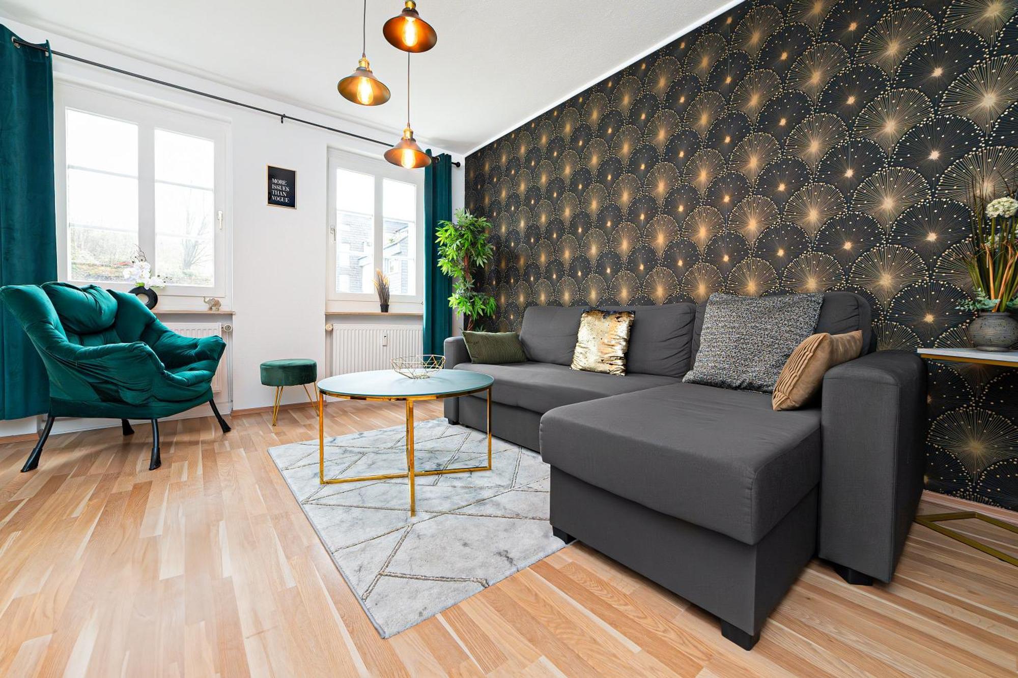 Smart Home - Wuppertal - Perfect For 6 Guests - Central - Netflix - Schwebebahn - Free Parking Zone Exterior foto